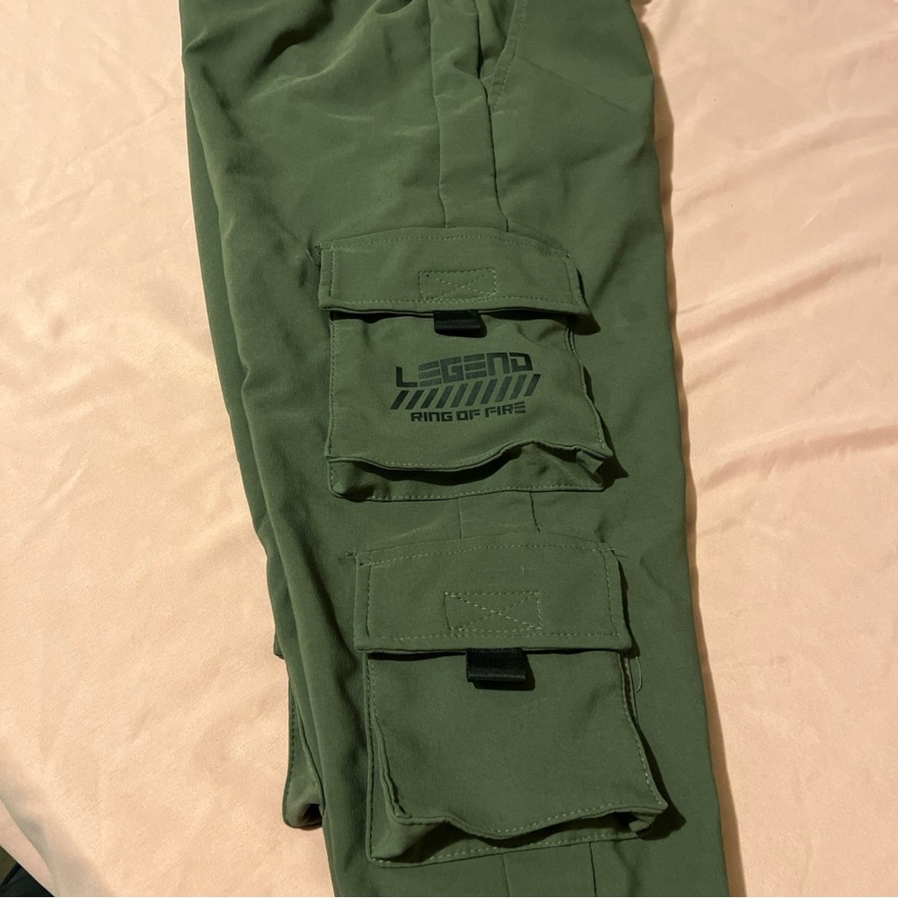 Men's Ring of Fire Green Hilton Bonded Utility Cargo Joggers Size Medium - Picture 10 of 11